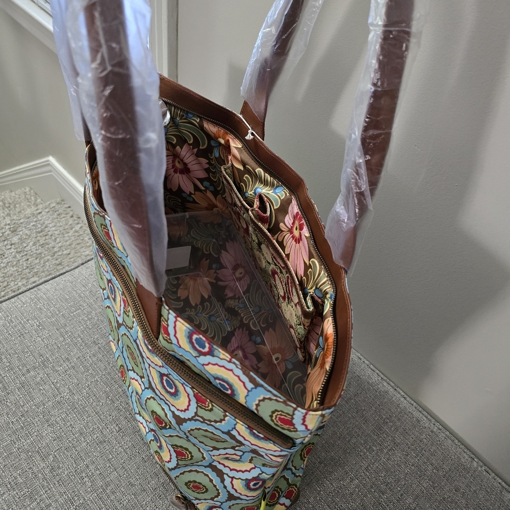 Amy Butler Tote - Picture 3 of 13